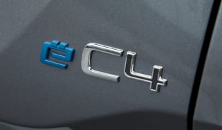 Citroen e-C4 - badge